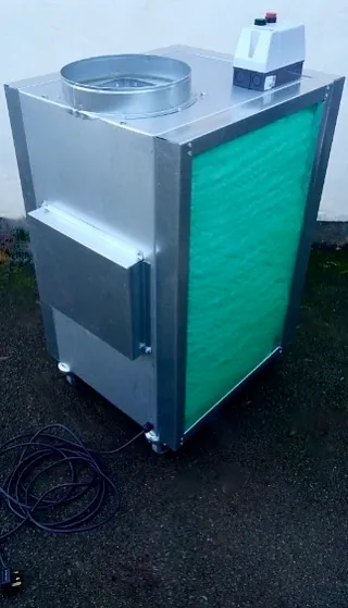 Portable paint fume extraction machines